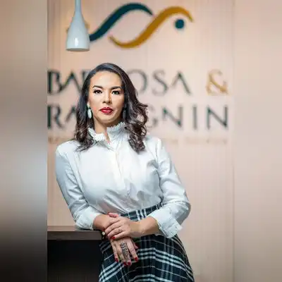 张婷